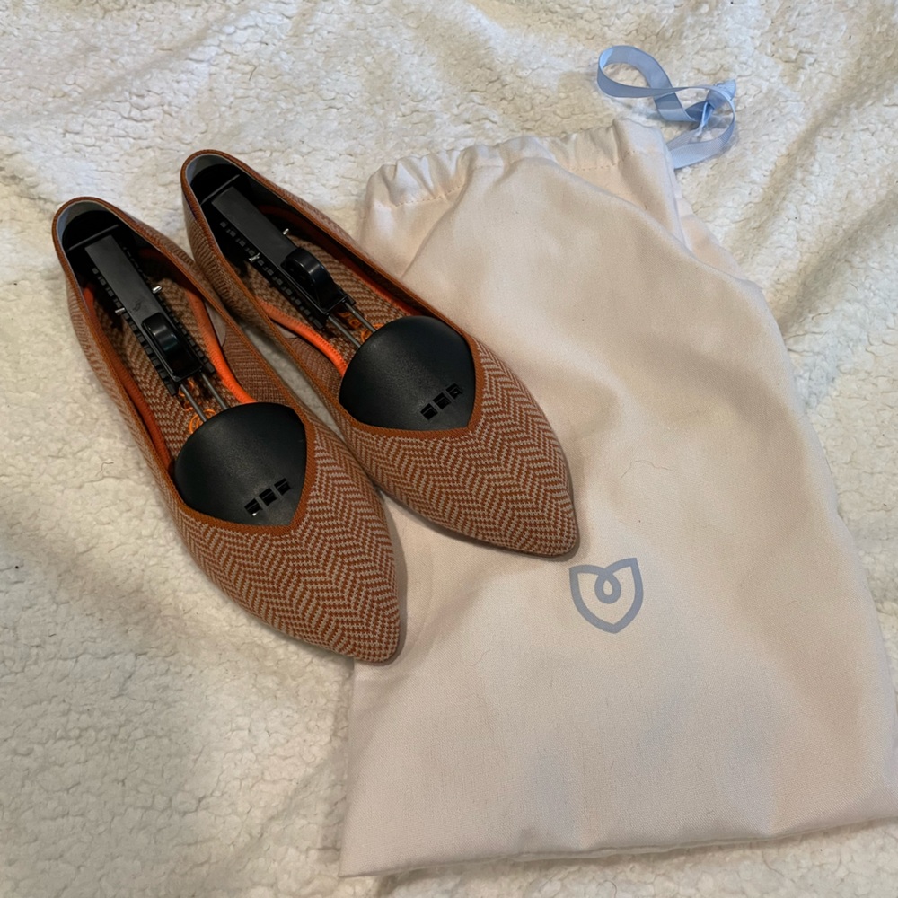 Rothy’s Merino Camel Herringbone Points